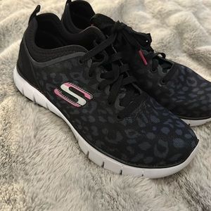 Skechers Leopard Print